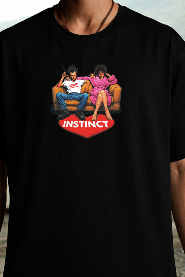 Shameless - Relaxed Fit Tshirt (Black)