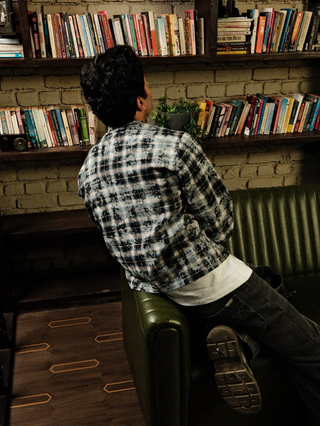 The Solo Zipper Shirt - (Washed Blue)