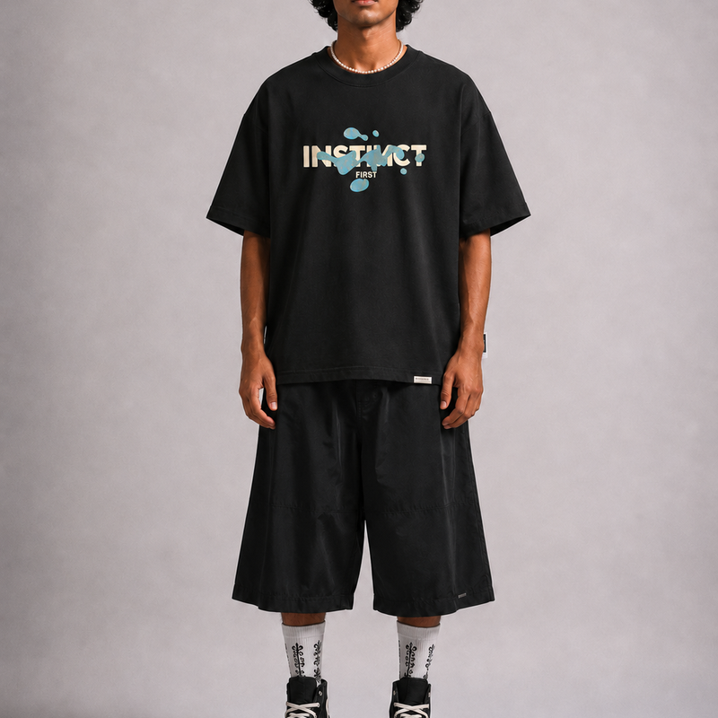 Splash of Instincts - Oversized T-Shirt (Black)