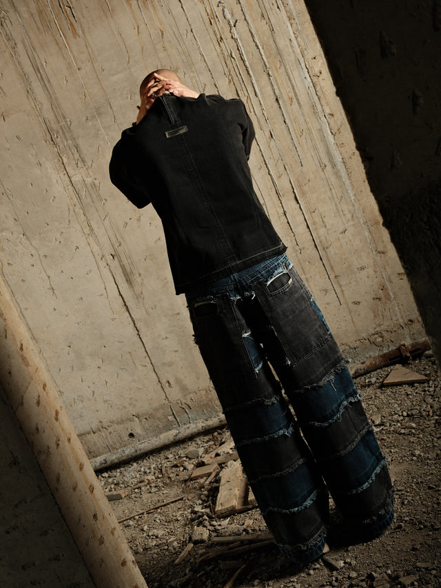 Carbon Husk tee - Oversized Tshirt (Black)