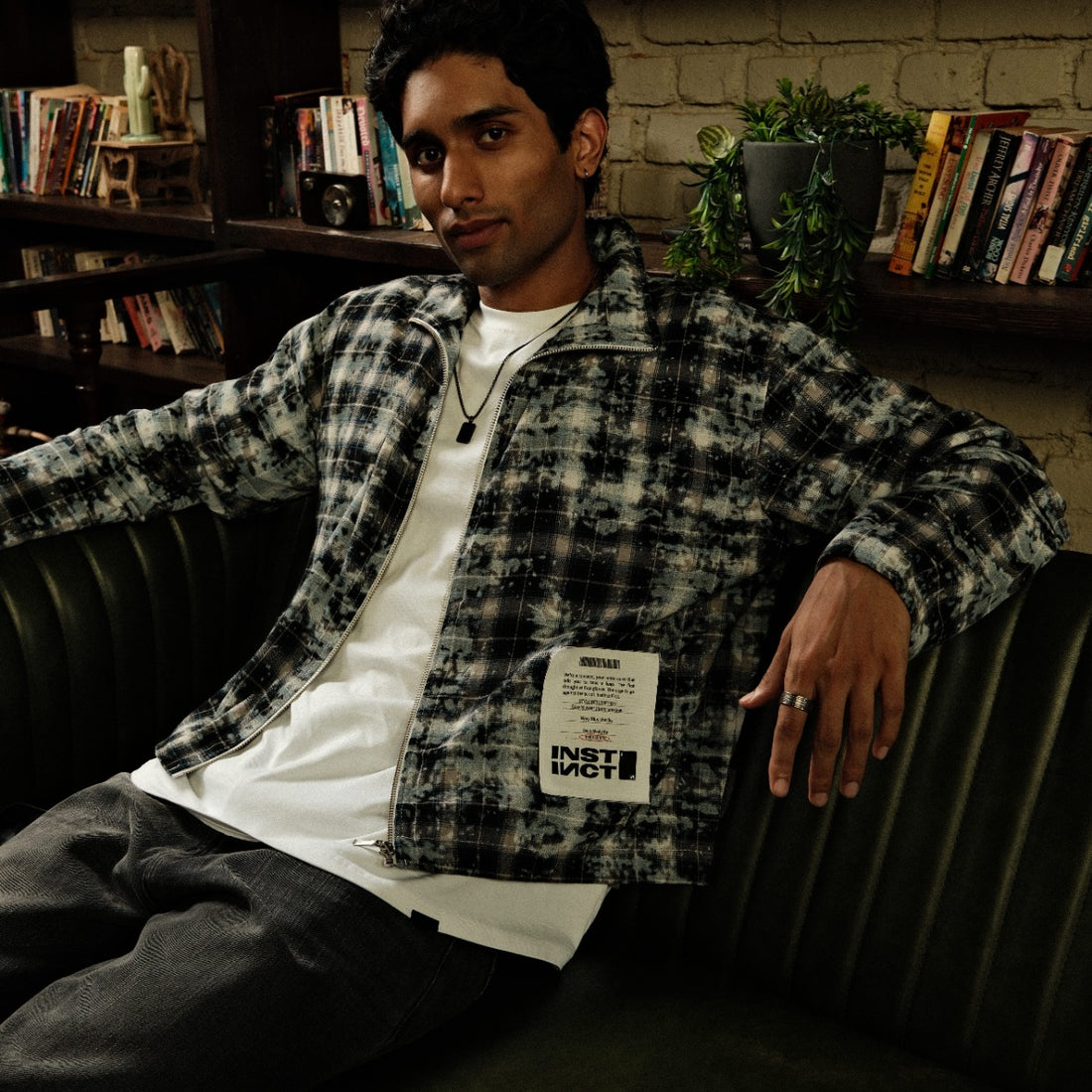 The Solo Zipper  Shirt - (Washed Blue)