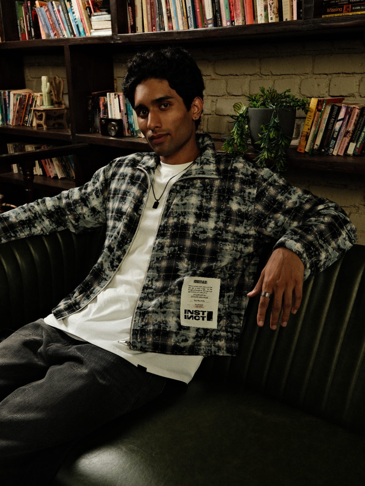 The Solo Zipper  Shirt - (Washed Blue)