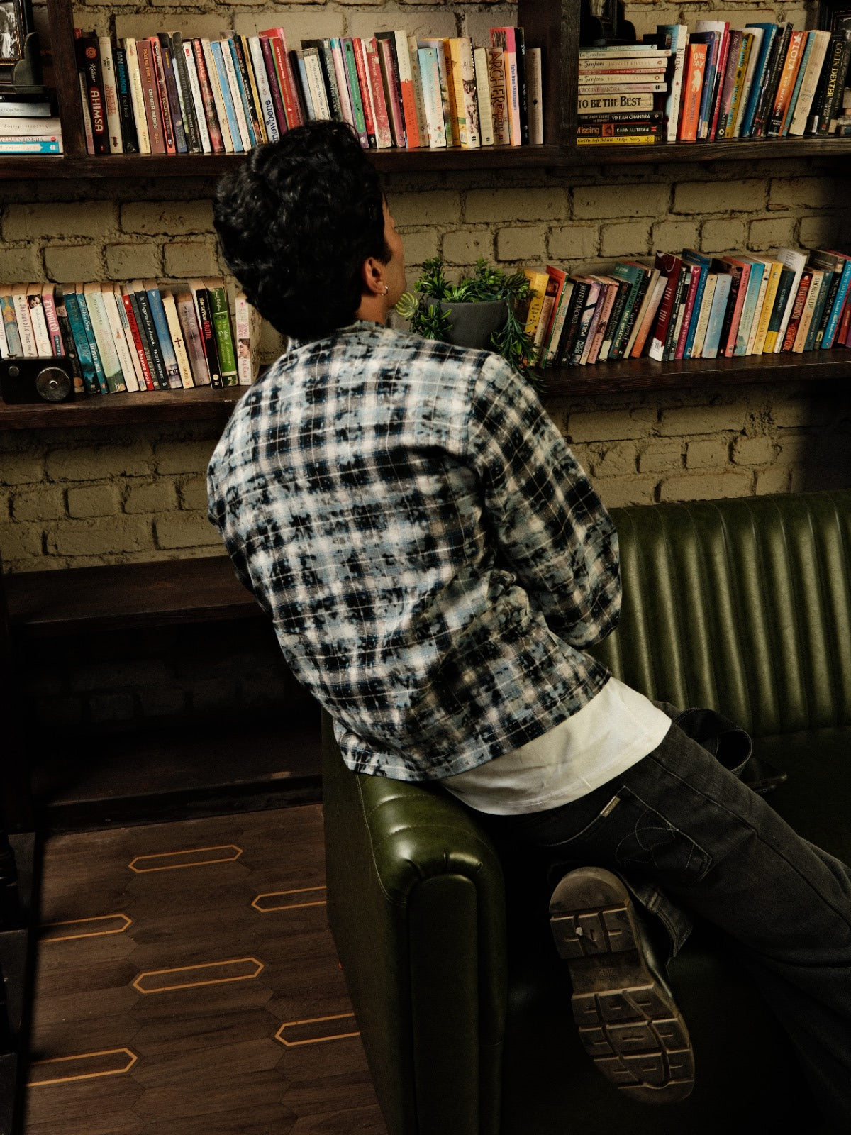 The Solo Zipper  Shirt - (Washed Blue)